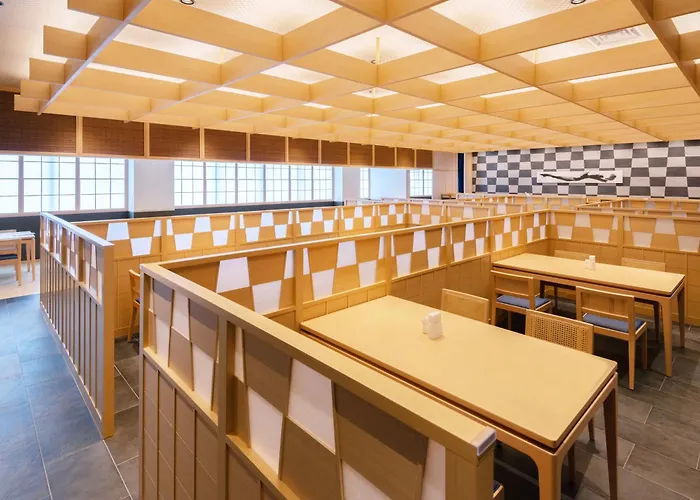 Hakodate hotels near Louvre Museum